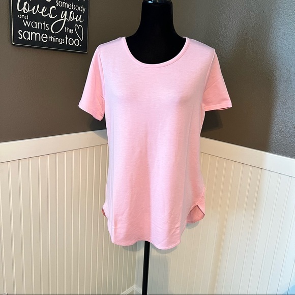 Skechers Tops - NWT! Women’s Skechers Go Walk light pink French terry short sleeve tunic